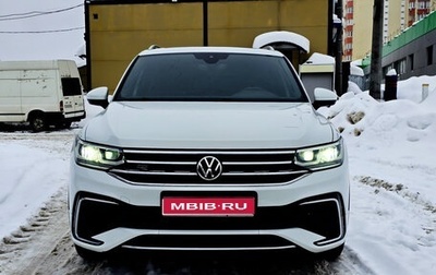 Volkswagen Tiguan II, 2021 год, 4 000 000 рублей, 1 фотография