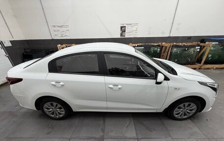 KIA Rio IV, 2020 год, 1 550 000 рублей, 4 фотография