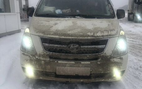 Hyundai Grand Starex Grand Starex I рестайлинг 2, 2010 год, 1 728 000 рублей, 17 фотография