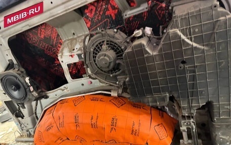 Hyundai Grand Starex Grand Starex I рестайлинг 2, 2010 год, 1 728 000 рублей, 11 фотография