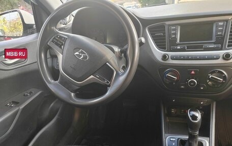 Hyundai Solaris II рестайлинг, 2017 год, 600 000 рублей, 6 фотография