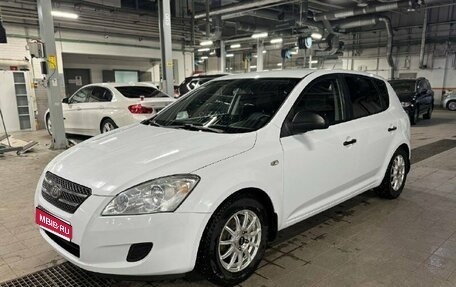 KIA cee'd I рестайлинг, 2009 год, 549 000 рублей, 1 фотография
