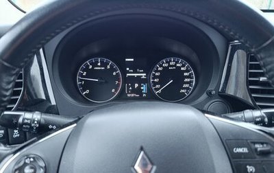 Mitsubishi Outlander III рестайлинг 3, 2019 год, 2 300 000 рублей, 1 фотография