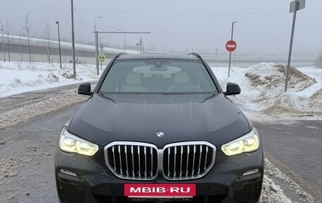 BMW X5, 2020 год, 7 690 000 рублей, 2 фотография