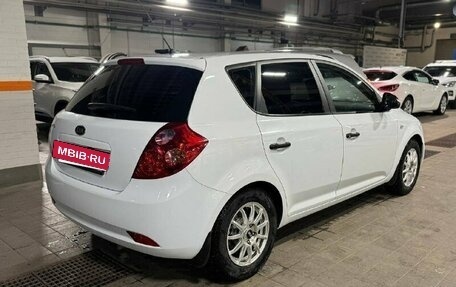 KIA cee'd I рестайлинг, 2009 год, 549 000 рублей, 6 фотография