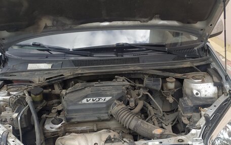 Toyota RAV4, 2005 год, 950 000 рублей, 11 фотография