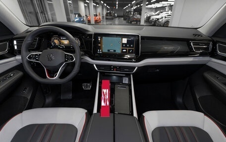 Volkswagen Teramont I, 2025 год, 5 650 000 рублей, 8 фотография