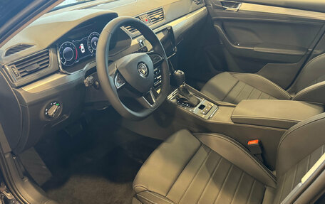 Skoda Superb III рестайлинг, 2025 год, 3 240 000 рублей, 7 фотография