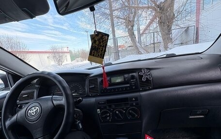 Toyota Corolla, 2004 год, 400 000 рублей, 5 фотография