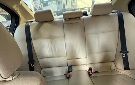 BMW 3 серия, 2007 год, 1 200 000 рублей, 13 фотография