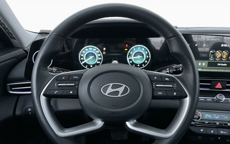 Hyundai Elantra, 2023 год, 2 590 000 рублей, 15 фотография