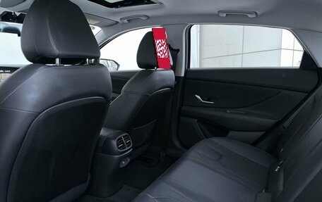 Hyundai Elantra, 2023 год, 2 590 000 рублей, 13 фотография