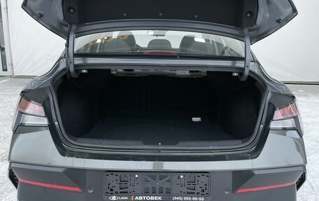 Hyundai Elantra, 2023 год, 2 590 000 рублей, 32 фотография