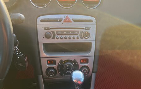 Peugeot 308 II, 2010 год, 299 999 рублей, 13 фотография