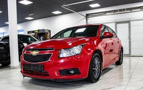 Chevrolet Cruze II, 2012 год, 600 000 рублей, 3 фотография
