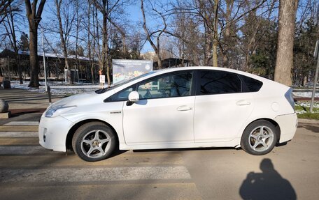 Toyota Prius, 2010 год, 1 100 000 рублей, 5 фотография