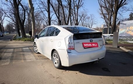 Toyota Prius, 2010 год, 1 100 000 рублей, 8 фотография
