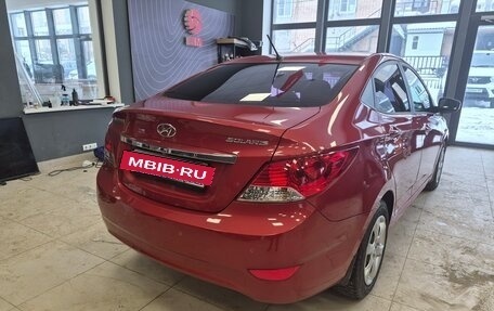 Hyundai Solaris II рестайлинг, 2012 год, 870 000 рублей, 4 фотография