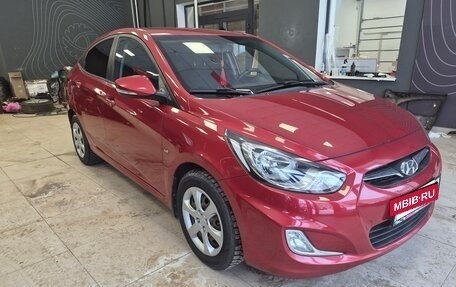 Hyundai Solaris II рестайлинг, 2012 год, 870 000 рублей, 3 фотография