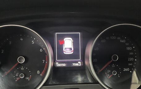 Volkswagen Tiguan II, 2018 год, 2 000 000 рублей, 9 фотография