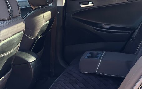 Hyundai Sonata VI, 2010 год, 980 000 рублей, 14 фотография