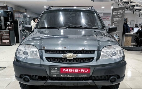 Chevrolet Niva I рестайлинг, 2017 год, 599 000 рублей, 2 фотография