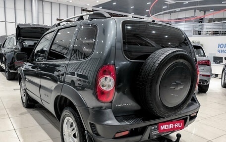 Chevrolet Niva I рестайлинг, 2017 год, 599 000 рублей, 7 фотография