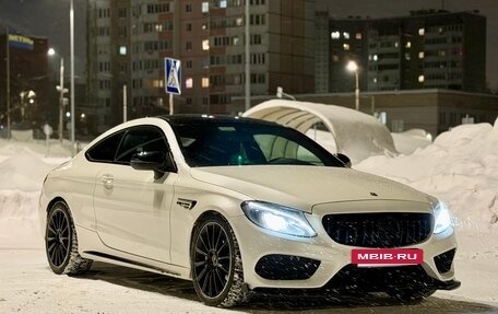 Mercedes-Benz C-Класс AMG, 2017 год, 2 990 000 рублей, 4 фотография