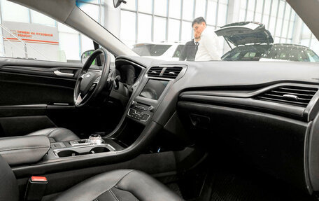 Ford Fusion (North America) II, 2018 год, 1 250 000 рублей, 13 фотография