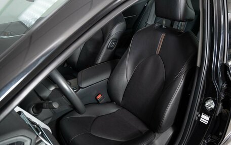 Toyota Camry, 2023 год, 4 080 000 рублей, 6 фотография