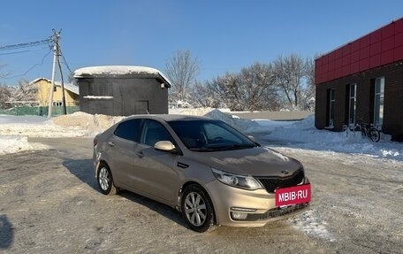 KIA Rio III рестайлинг, 2015 год, 735 000 рублей, 6 фотография