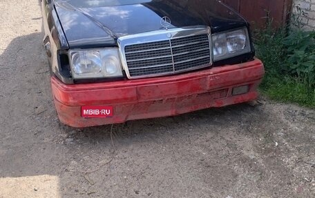 Mercedes-Benz E-Класс, 1994 год, 435 000 рублей, 2 фотография