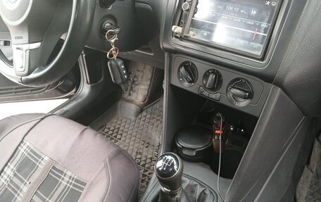 Volkswagen Polo VI (EU Market), 2012 год, 500 000 рублей, 2 фотография