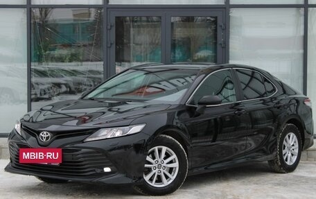 Toyota Camry, 2018 год, 2 400 000 рублей, 2 фотография