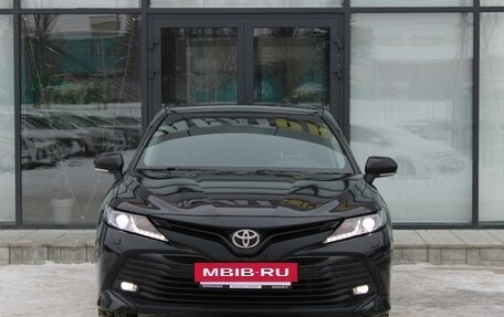 Toyota Camry, 2018 год, 2 400 000 рублей, 3 фотография
