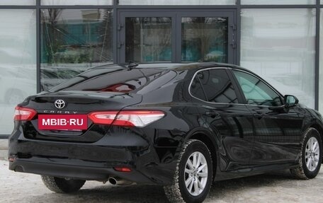 Toyota Camry, 2018 год, 2 400 000 рублей, 9 фотография