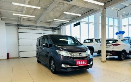 Honda Stepwgn IV, 2016 год, 1 769 000 рублей, 8 фотография