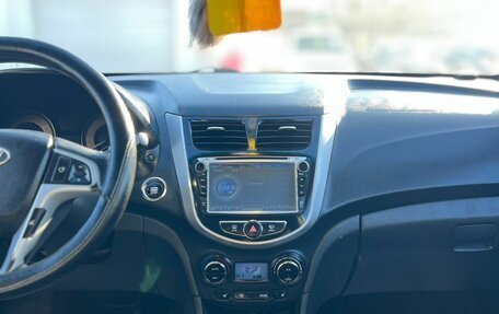 Hyundai Solaris II рестайлинг, 2011 год, 1 129 000 рублей, 20 фотография