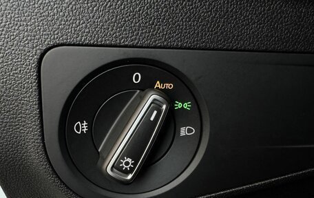 Volkswagen Tiguan II, 2021 год, 3 659 000 рублей, 23 фотография