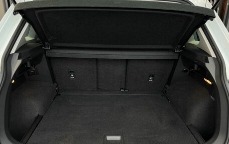 Volkswagen Tiguan II, 2021 год, 3 659 000 рублей, 27 фотография