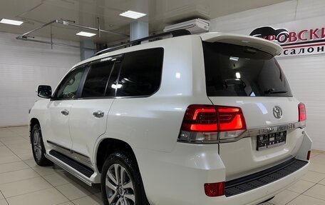Toyota Land Cruiser 200, 2017 год, 7 500 000 рублей, 11 фотография
