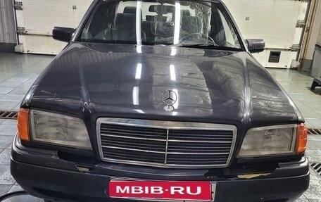 Mercedes-Benz C-Класс, 1995 год, 170 000 рублей, 1 фотография