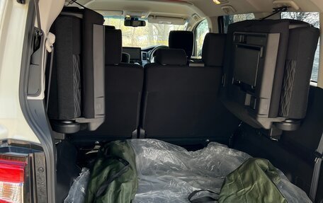 Mitsubishi Delica D:5 I, 2020 год, 3 700 000 рублей, 2 фотография