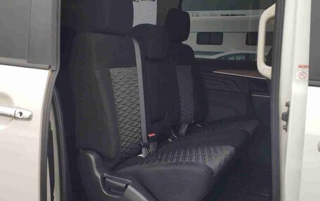 Mitsubishi Delica D:5 I, 2020 год, 3 700 000 рублей, 16 фотография