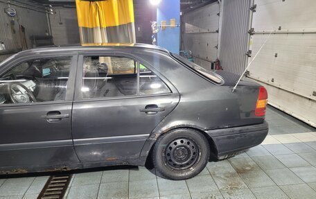 Mercedes-Benz C-Класс, 1995 год, 170 000 рублей, 4 фотография