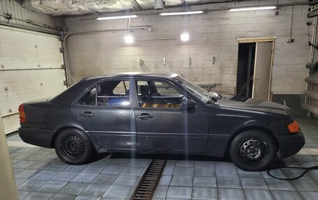 Mercedes-Benz C-Класс, 1995 год, 170 000 рублей, 7 фотография