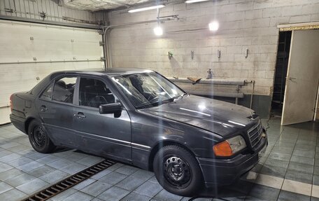 Mercedes-Benz C-Класс, 1995 год, 170 000 рублей, 8 фотография