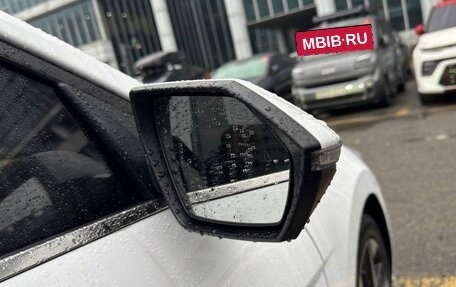 Hyundai Elantra, 2022 год, 2 200 000 рублей, 15 фотография