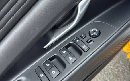 Hyundai Elantra, 2022 год, 2 200 000 рублей, 25 фотография