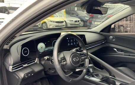 Hyundai Elantra, 2022 год, 2 200 000 рублей, 26 фотография